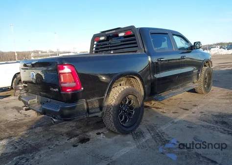 2019 Ram 1500 Laramie 4X4 5'7 Box из США, поврежденный, VIN 1C6SRFJT1KN589034